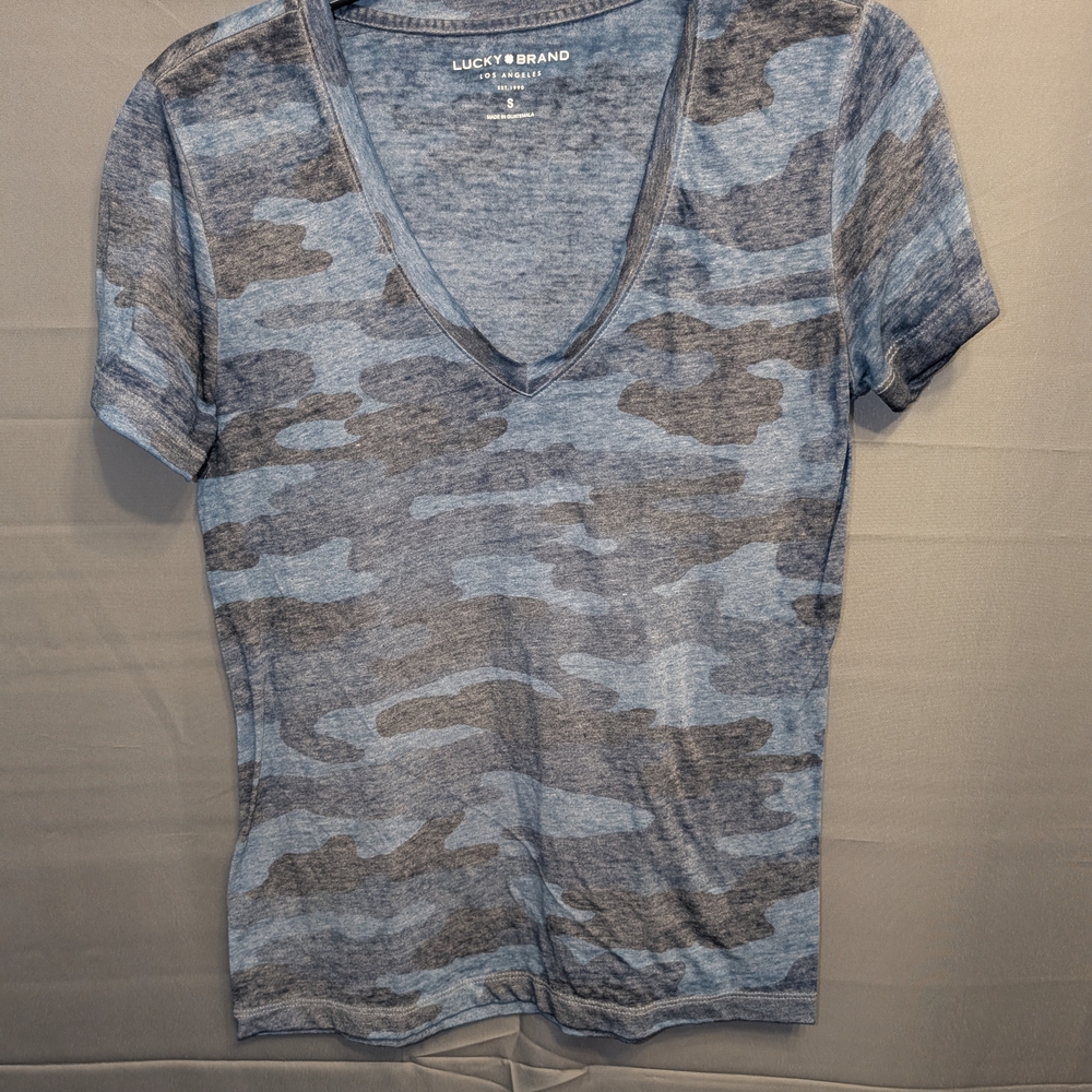 Lucky Brand Blue & Charcoal Camo V-Neck Tee
